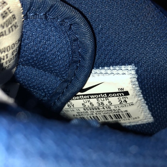 Nike Air Force 1 With Velcro Strap - Picture 4 of 8